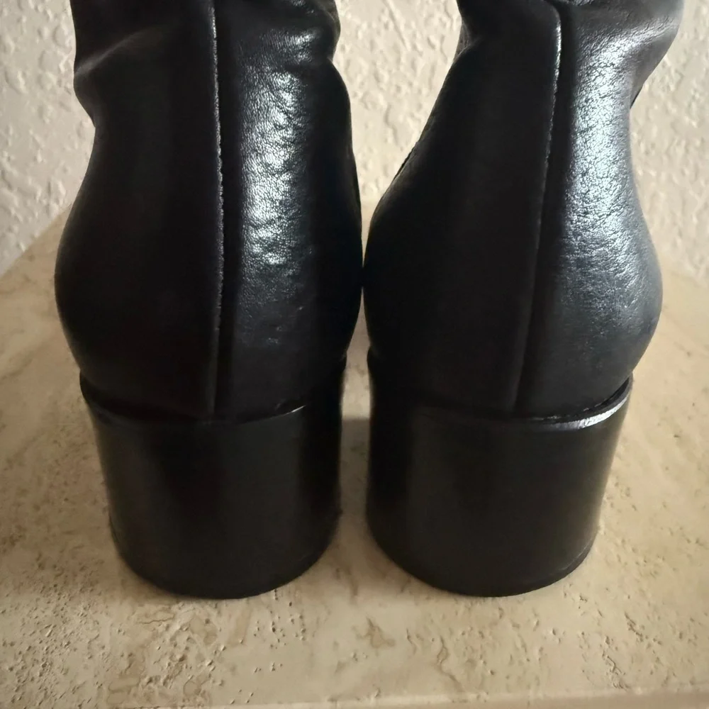 AUTHENTIC DIOR Black Leather Knee-High Boots - Picture 8 of 12
